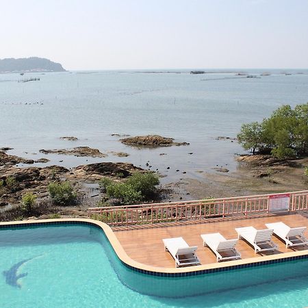 צ'ון בורי Bai Bua Beach Resort מראה חיצוני תמונה