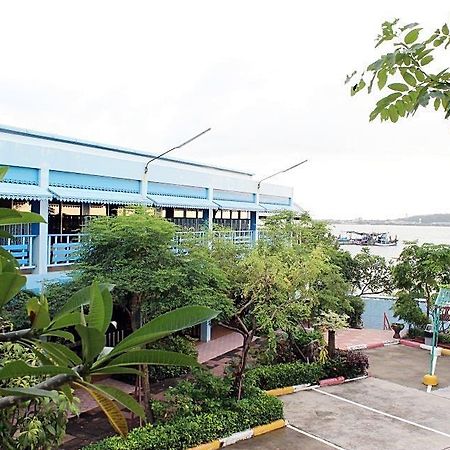 צ'ון בורי Bai Bua Beach Resort מראה חיצוני תמונה